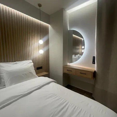 Tasia Mountain Hotel