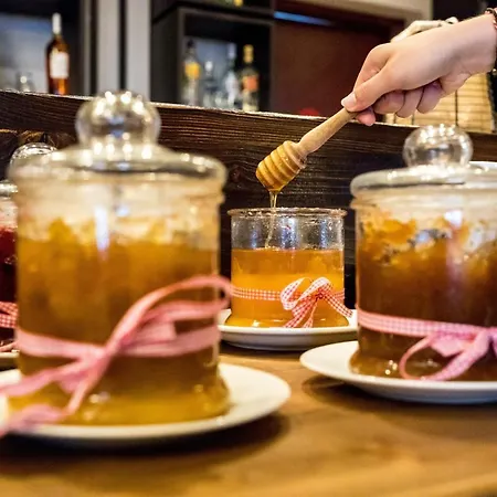 Tasia Mountain 3* هانيا