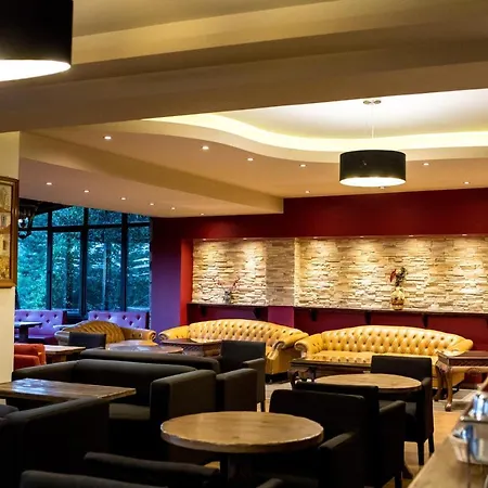 Tasia Mountain Hotel