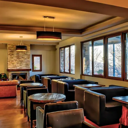 Ξενοδοχείο Tasia Mountain 3*